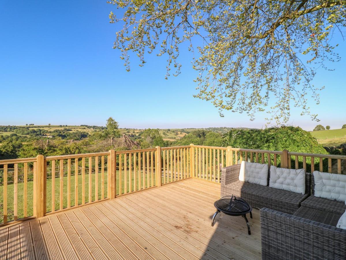 Cuckoo Nest Villa Chesterfield Exterior photo